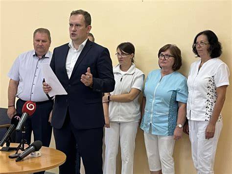 Rušenie pôrodnice v Svidníku: informácie, dopady a budúcnosť gynekologicko-pôrodníckeho zdravotníctva v regióne